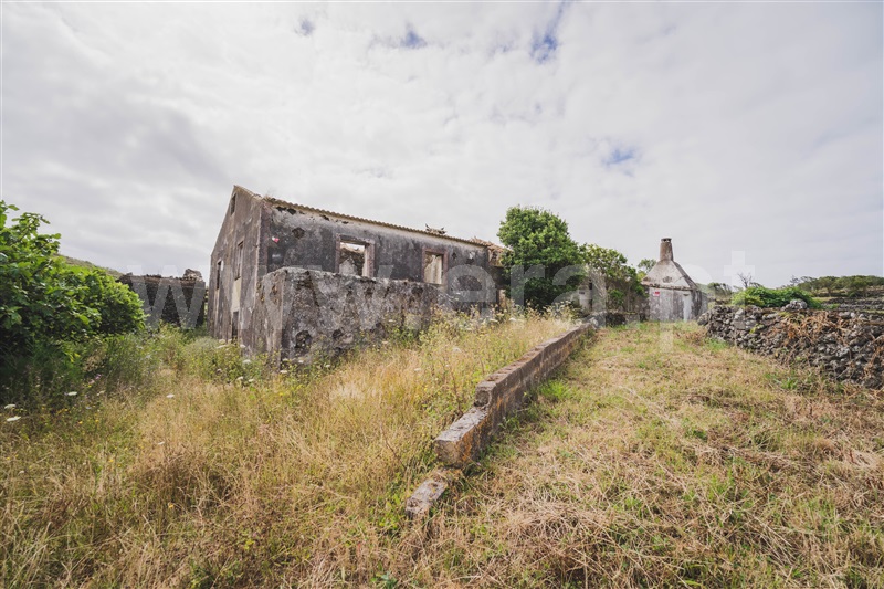 Moradia Rústica / Santa Cruz da Graciosa, São Mateus