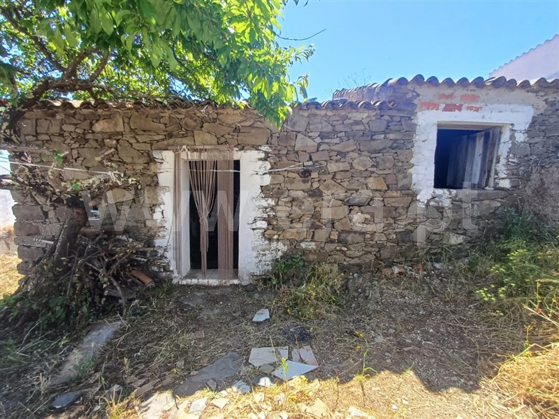 Moradia Rústica T1 / Alcoutim, Balurcos