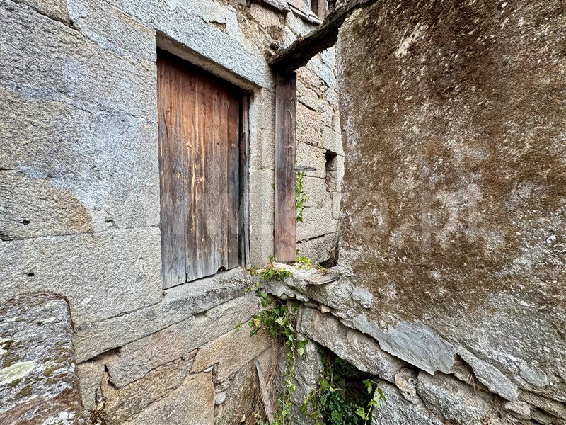 Moradia Rústica T1 Gouveia, Nespereira - 1503737 - 9