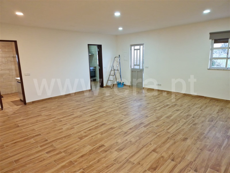 Moradia T1 à venda em Odiáxere, Lagos — foto 4