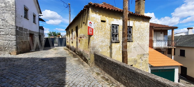 Moradia Rústica T1 / Santa Comba Dão, Treixedo e Nagozela