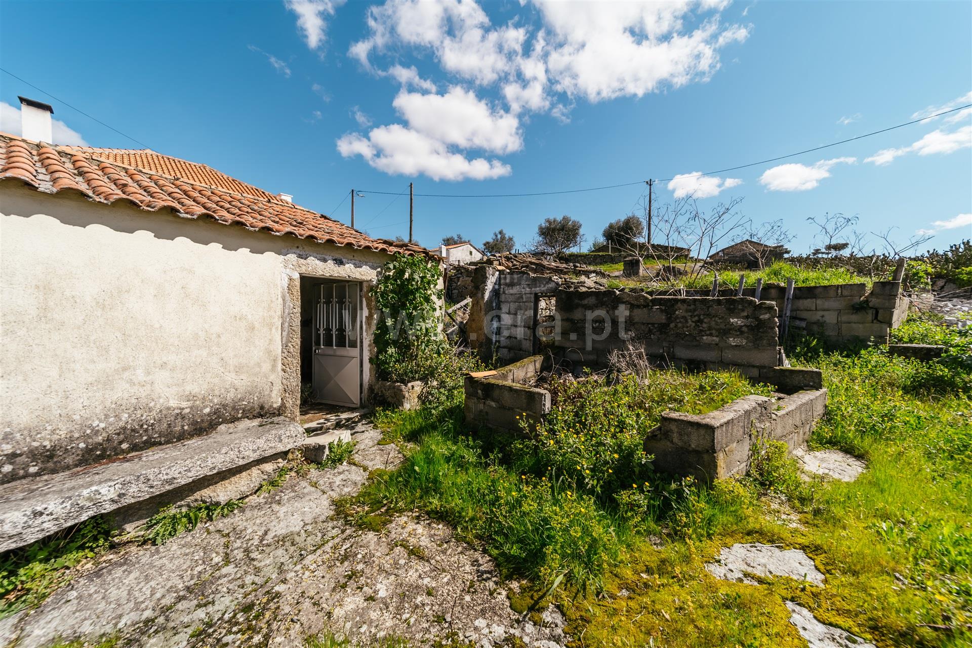 Habitação e logradouro