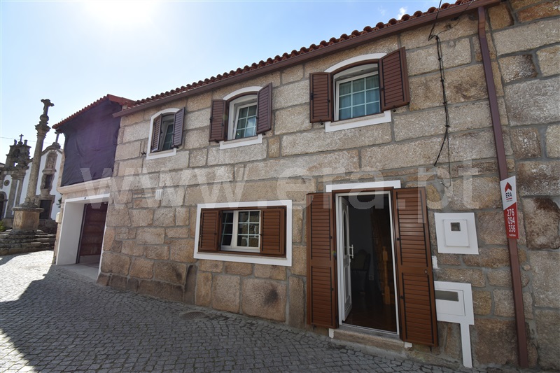 Moradia Rústica T2 / Chaves, Vidago (Vidago, Arcossó, Selhariz e Vilarinho das Paranheiras)