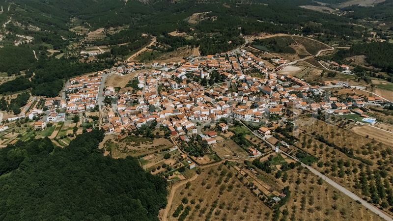 Moradia T2 à venda em Erada, Covilhã — foto 12