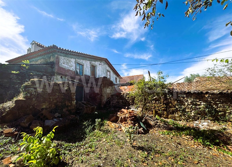 Moradia T2 à venda em Chãos, Ferreira do Zêzere — foto 2
