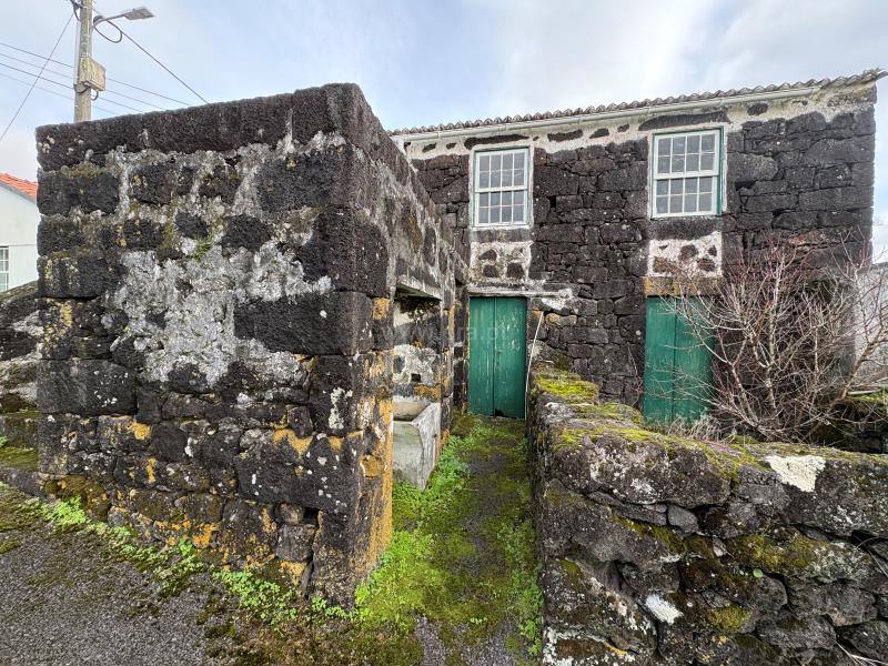 Moradia Rústica T2 / Lajes do Pico, Ribeiras