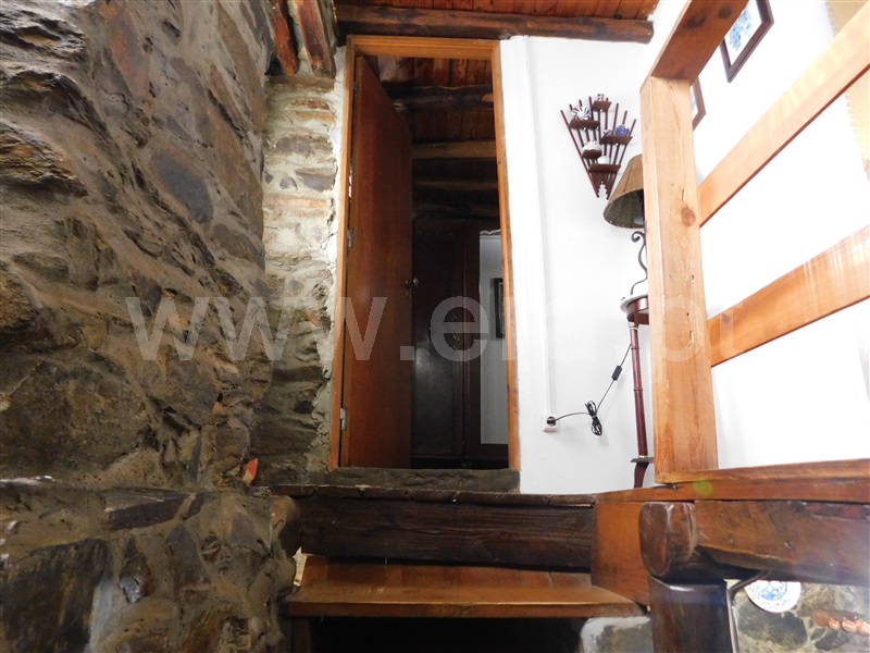 Moradia Rústica T2 com Terreno Manteigas, Serra da Estrela - 1450682 - 36