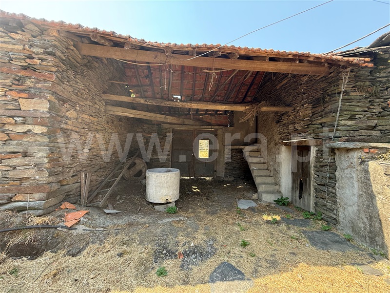 Moradia Rústica T2 com Terreno Paredes, Recarei - 1494027 - 14