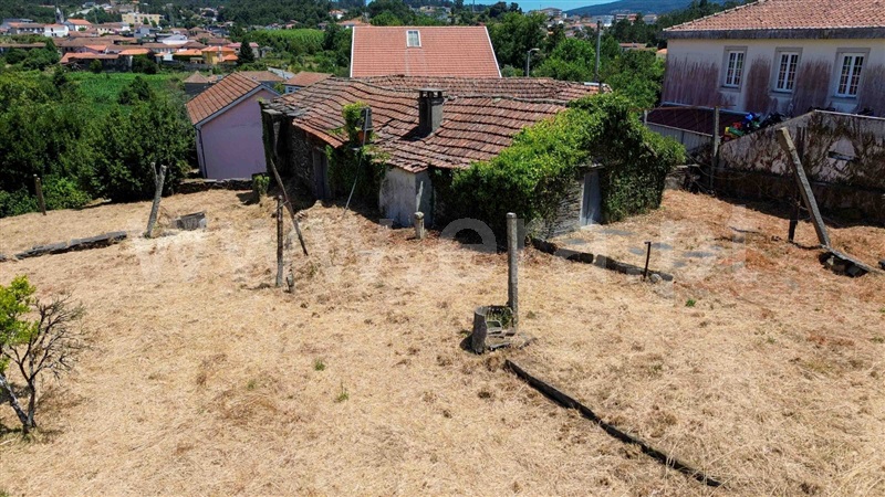 Moradia Rústica T2 com Terreno Paredes, Recarei - 1494570 - 7