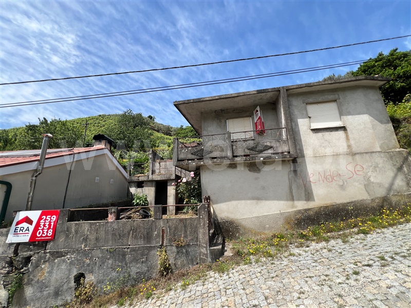 Moradia Rústica T1 / Peso da Régua, Moura Morta e Vinhós