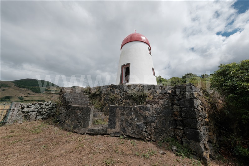 Moradia Rústica T2 / Santa Cruz da Graciosa, Luz