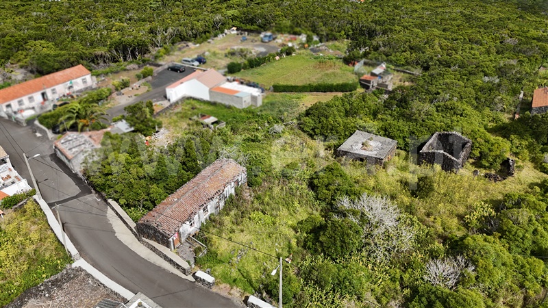 Moradia T2 à venda em Santo António, São Roque do Pico — foto 2