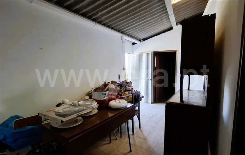 Moradia T2 à venda em Além da Ribeira e Pedreira, Tomar — foto 3