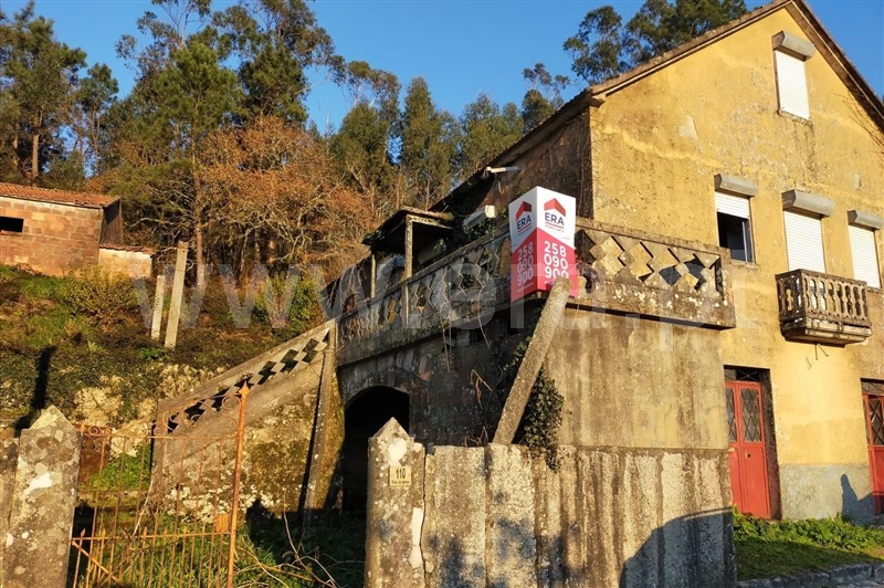 Moradia Rústica T2 / Vila Nova de Cerveira, Mentrestido