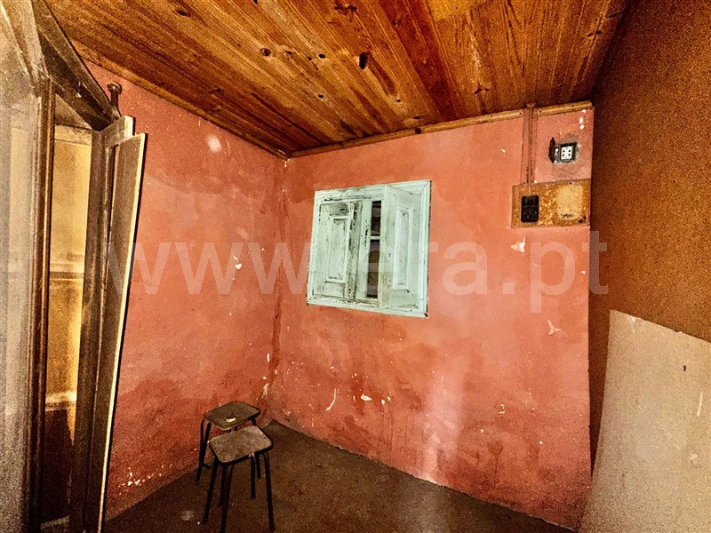 Moradia T2 à venda em Andrães, Vila Real — foto 3