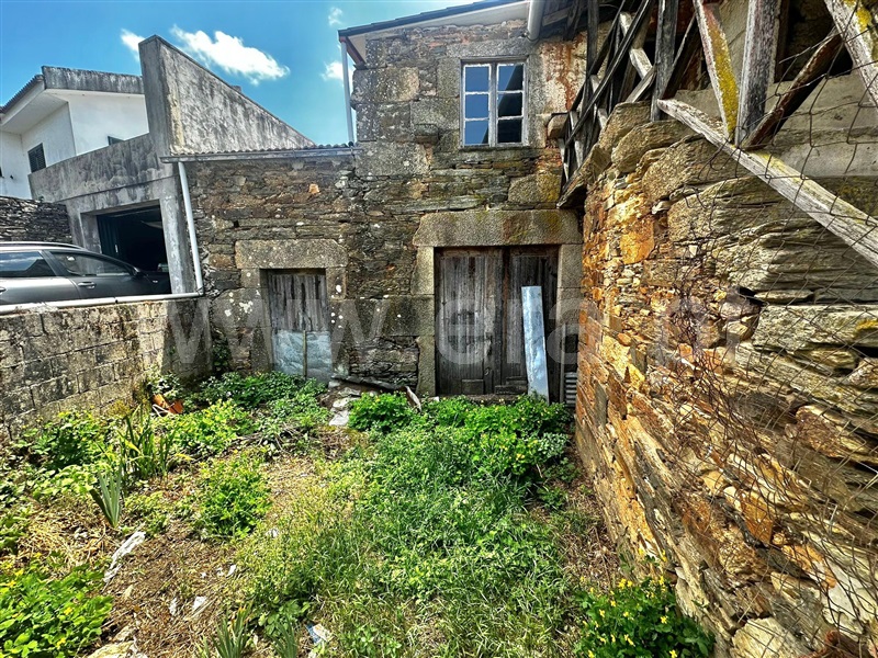 Moradia T2 à venda em Andrães, Vila Real — foto 8