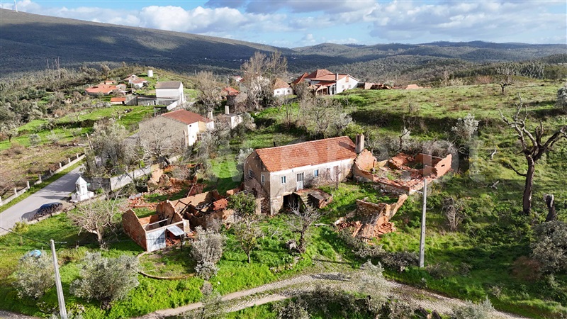 Moradia Rústica T3 / Alvaiázere, Almoster