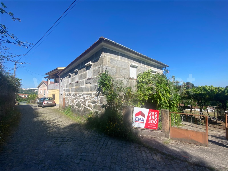 Moradia Rústica T3 / Amarante, Figueiró (Santiago e Santa Cristina)