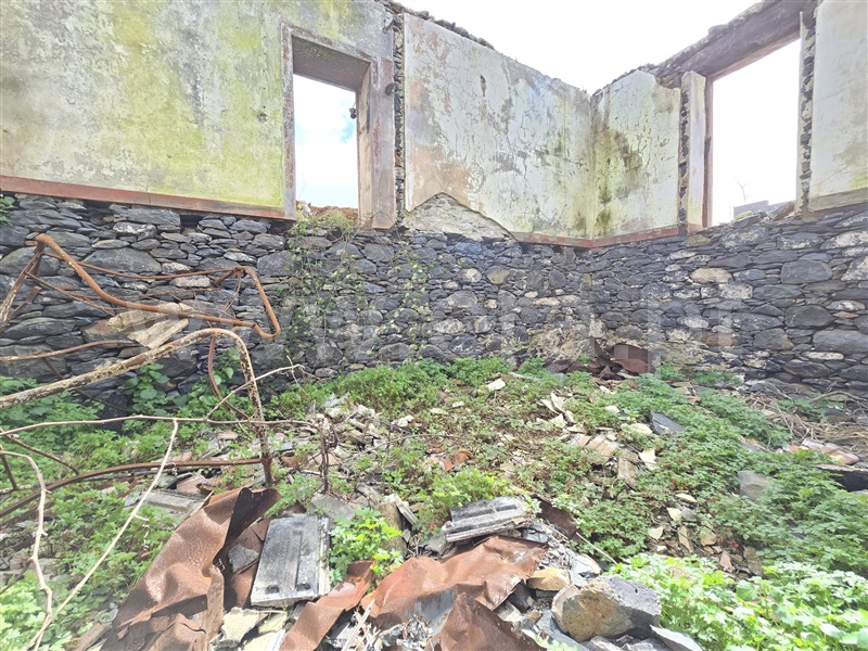 Moradia T3 à venda em Ponta do Pargo, Calheta — foto 2