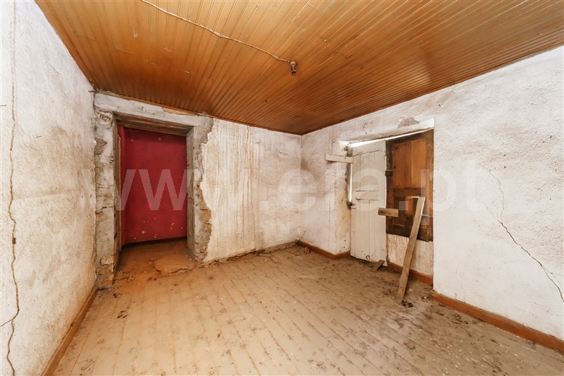 Moradia Rústica T3 com Quintal Covilhã, Erada - 1455957 - 10