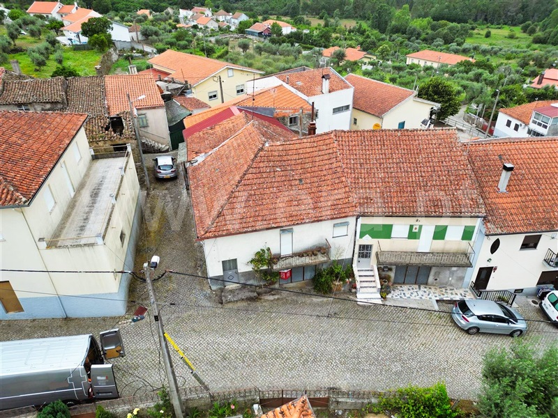 Moradia Rústica T3 / Mangualde, Freixiosa