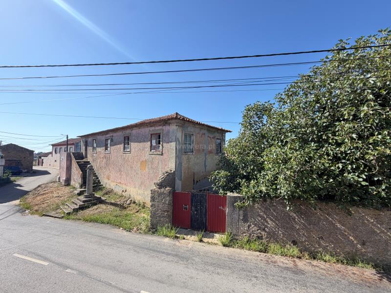 Moradia Rústica T3 / Ovar, Válega