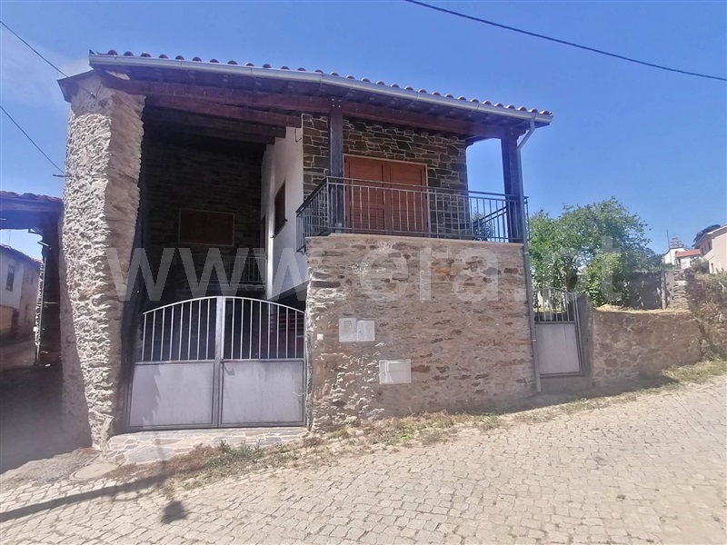 Moradia Rústica T3 Vinhais, Vilar de Peregrinos - 1327255 - 1