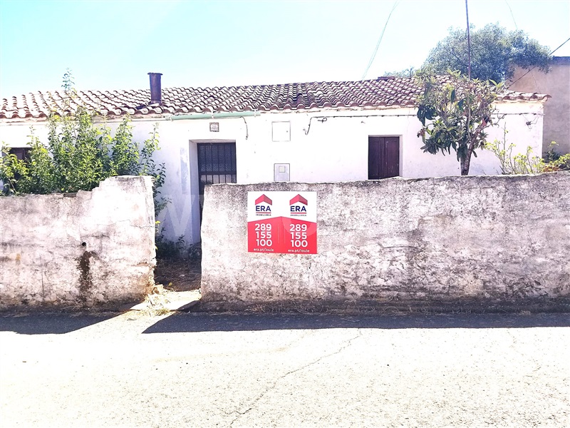 Moradia Rústica T4 / Loulé, Ameixial