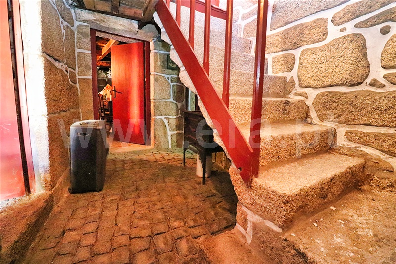 Moradia T6+ à venda em Figueiró da Granja, Fornos de Algodres — foto 15