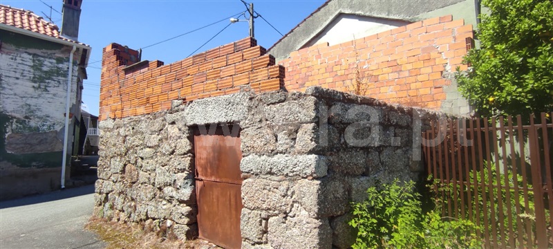 Moradia  Santa Comba Dão, Santa Comba Dão e Couto do Mosteiro - 1507055 - 1