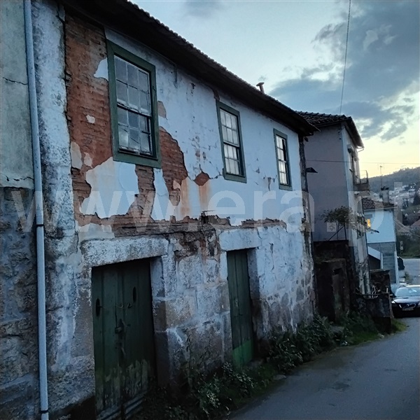 Moradia / São Pedro do Sul, São Pedro do Sul, Várzea e Baiões