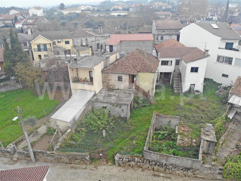 Moradia / Sátão, Ferreira de Aves