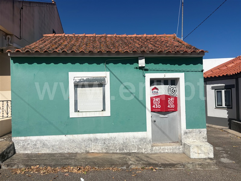 Moradia T1 / Abrantes, Concavada
