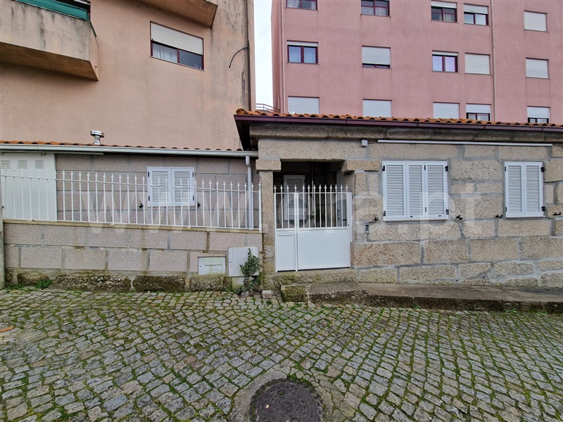Moradia T1 / Amarante, Amarante (São Gonçalo), Madalena, Cepelos e Gatão