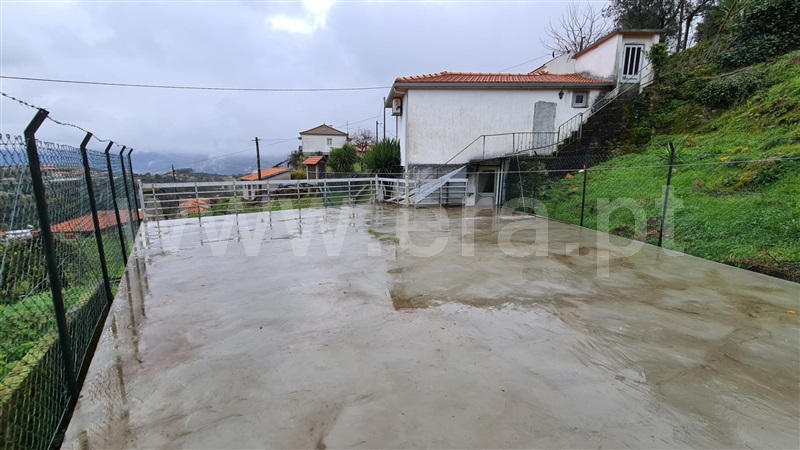 Moradia T1 / Baião, Valadares