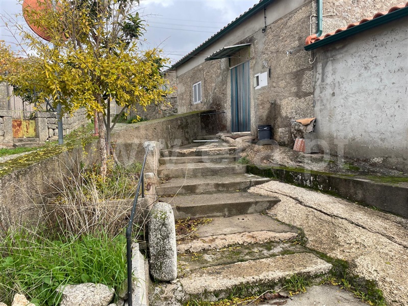 Moradia T1 / Idanha-a-Nova, Monsanto
