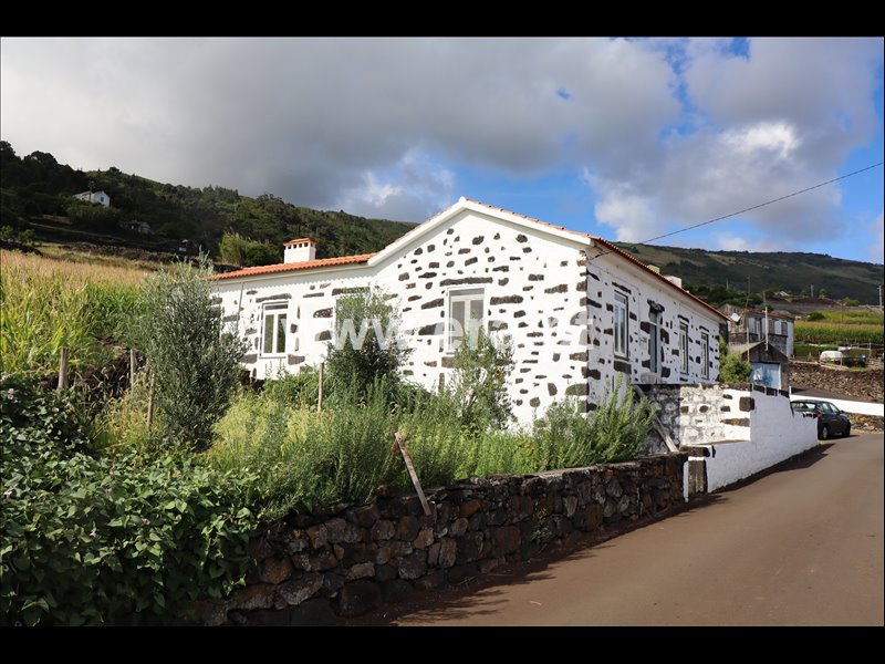 Moradia T1 à venda em Ribeiras, Lajes do Pico — foto 2