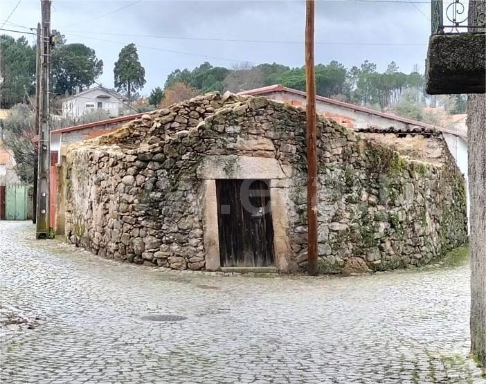 Moradia T1 / Mangualde, Santiago de Cassurrães e Póvoa de Cervães