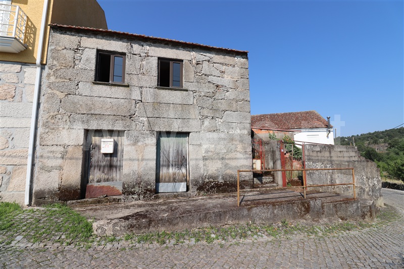 Moradia T1 à venda em Tavares (Chãs, Várzea e Travanca), Mangualde — foto 2