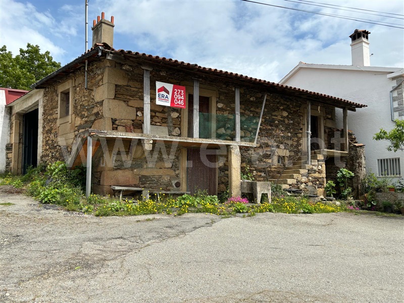 Moradia T1 / Miranda do Douro, Silva e Águas Vivas