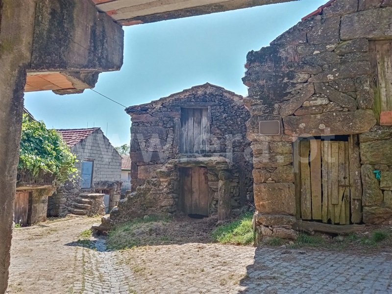 Moradia T1 / Montalegre, Ferral