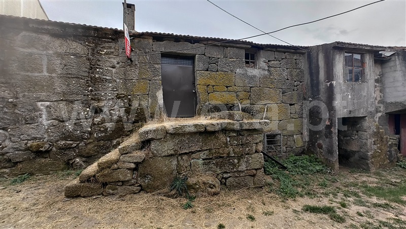 Moradia T1 / Montalegre, Gralhas