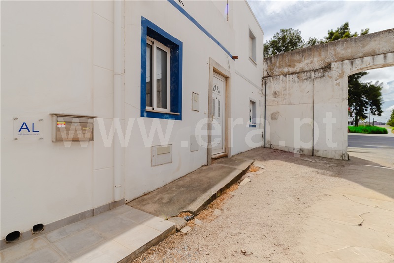 Moradia T1 à venda em Moncarapacho, Olhão — foto 2