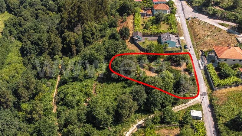 Terreno com ruina T1 com Urbano Paredes de Coura, Cossourado e Linhares - 1329274 - 3