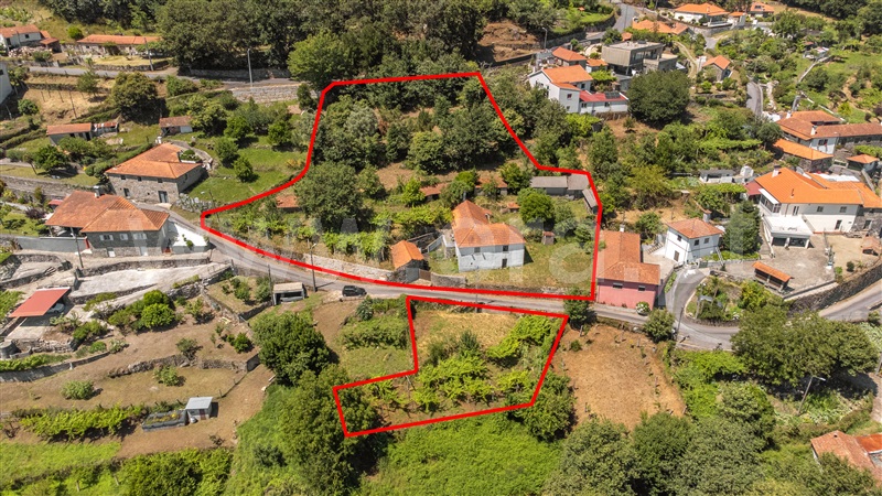 Moradia T1 / Paredes de Coura, Mozelos