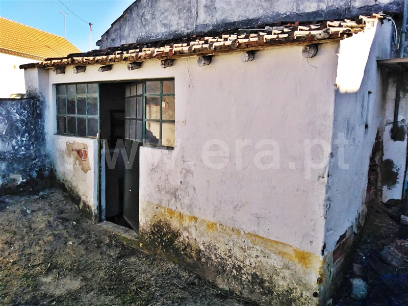 Moradia T1 à venda em Aldeia da Ribeira, Santarém — foto 6