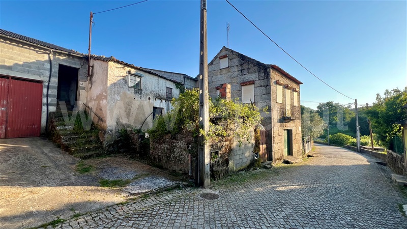 Moradia T1 / Seia, Tourais e Lajes