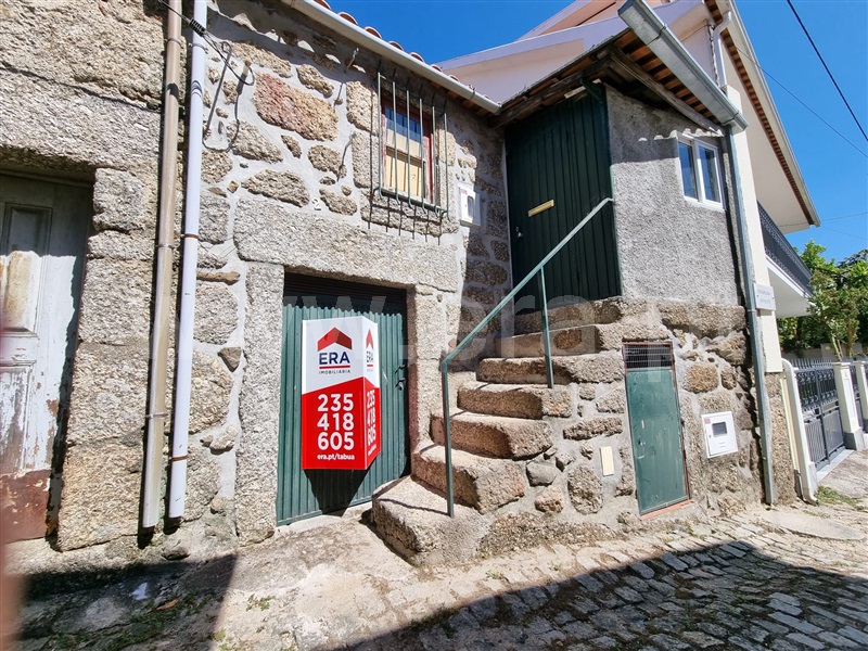 Moradia T1 / Tábua, Covas e Vila Nova de Oliveirinha