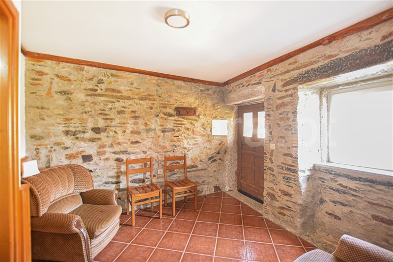 Moradia T1 Vimioso, Vale de Frades e Avelanoso - 1435281 - 4