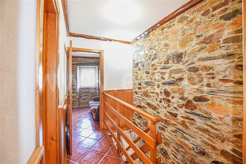 Moradia T1 Vimioso, Vale de Frades e Avelanoso - 1435281 - 8